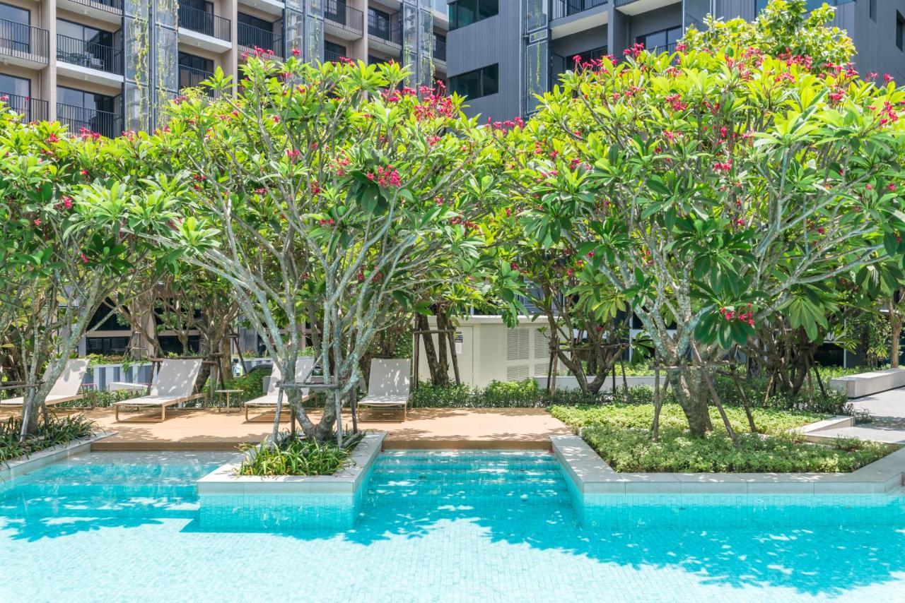 Blossom Sathorn By Plearn Lägenhet Bangkok Exteriör bild