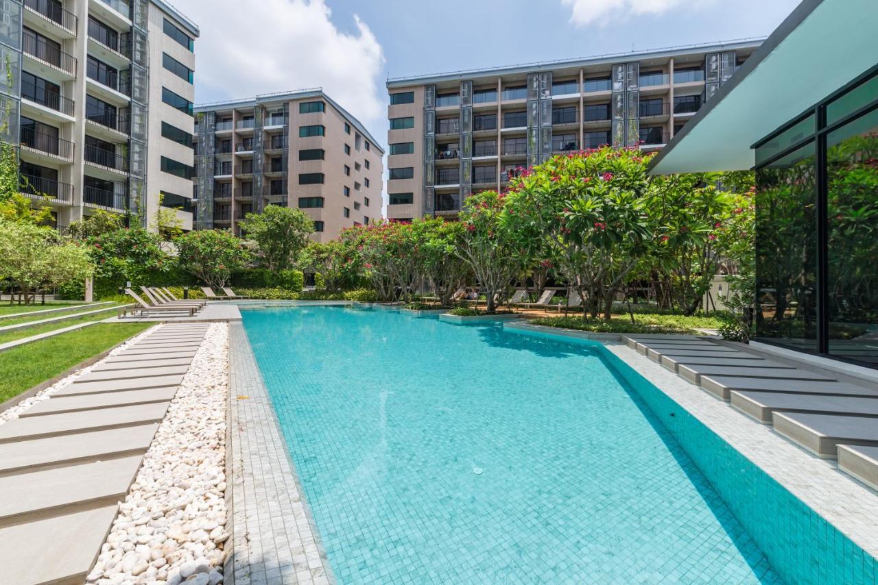 Blossom Sathorn By Plearn Lägenhet Bangkok Exteriör bild